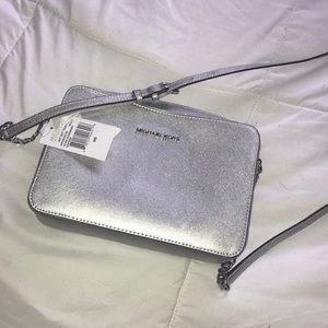 Michael Kors Large Jetset Crossbody